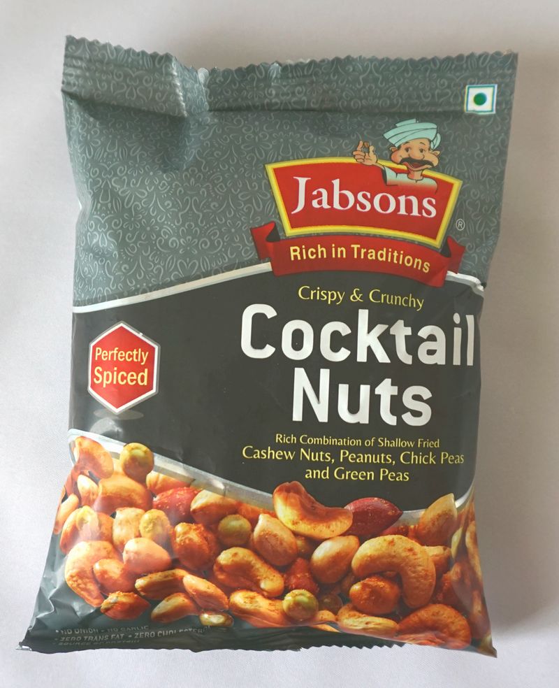 cocktail nuts　シンガポール土産